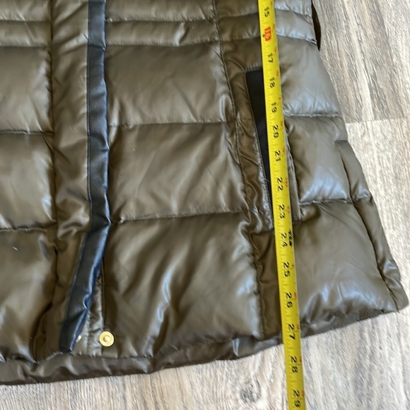 Kennith Cole Women’s Army Green and Black Duck Down Wool Jacket, size medium - Picture 12 of 15